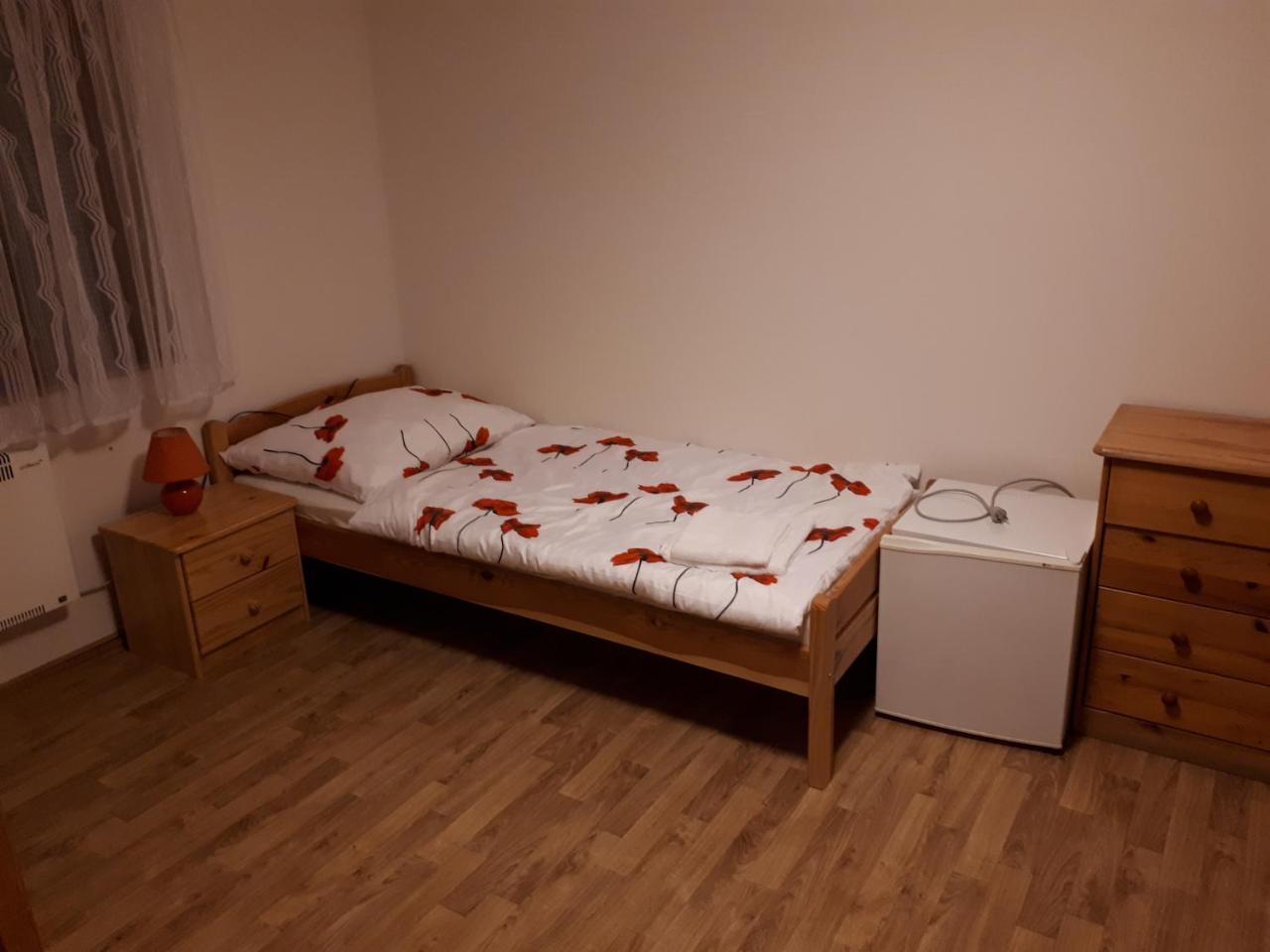 Podkrovi V Jihoceskem Statku Nemejice Bagian luar foto